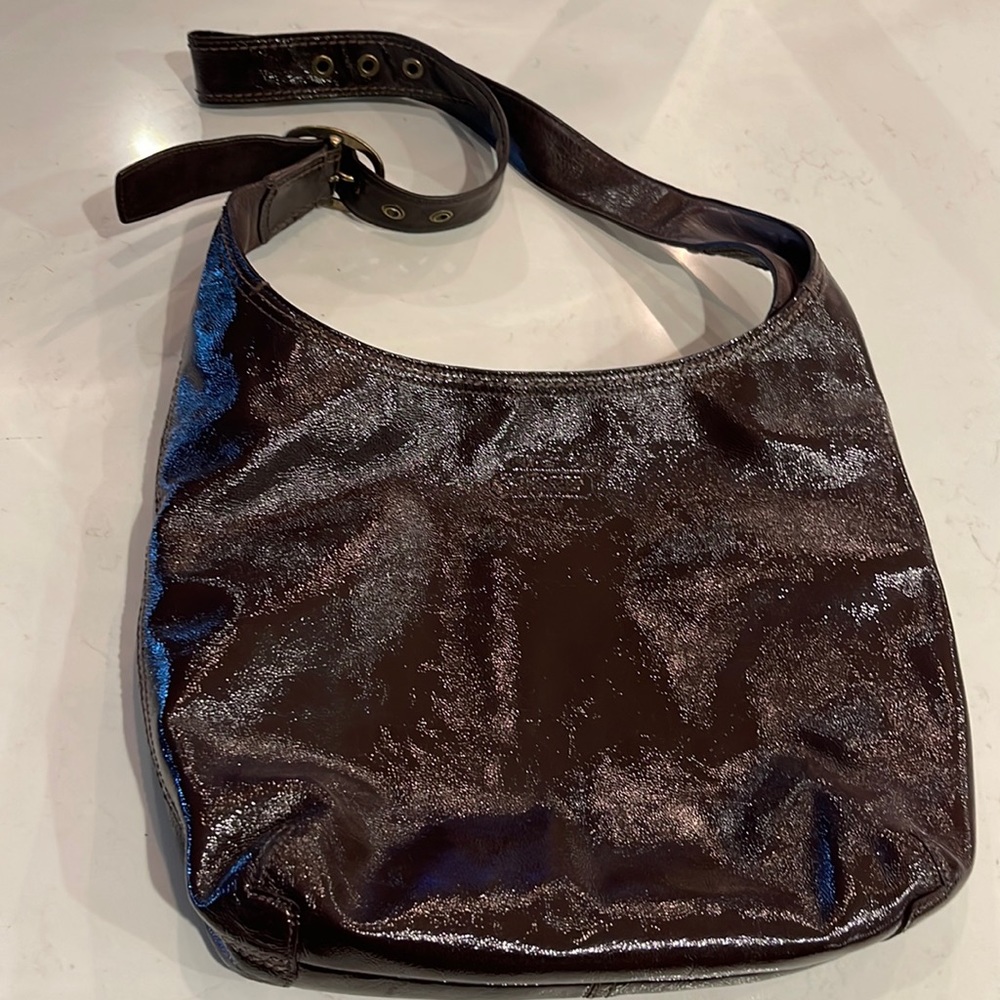 Coach large hobo shoulder/crossbody bag crinkled patent leather